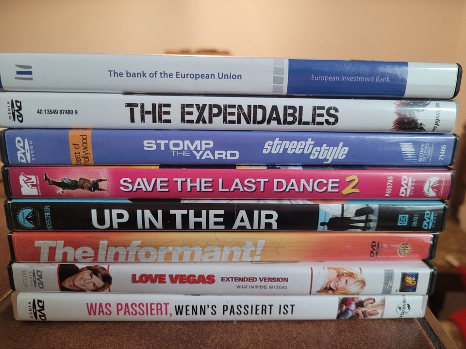 Diverse DVDs zu verschenken in Pulheim