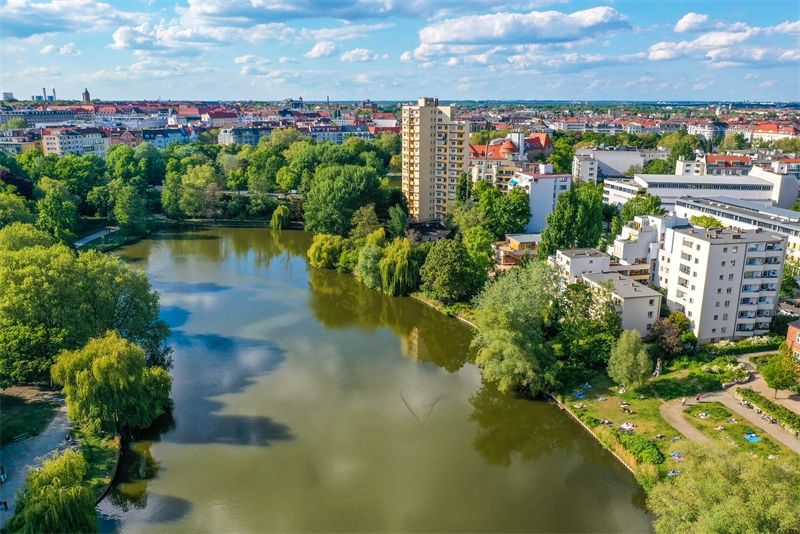 EXKLUSIVE 3,5 Zi.-ALTBAUWOHNUNG IN TOPMODERNISIERTEM GRÜNDERZEIT-PALAIS -nur 300m zum Lietzensee in Berlin