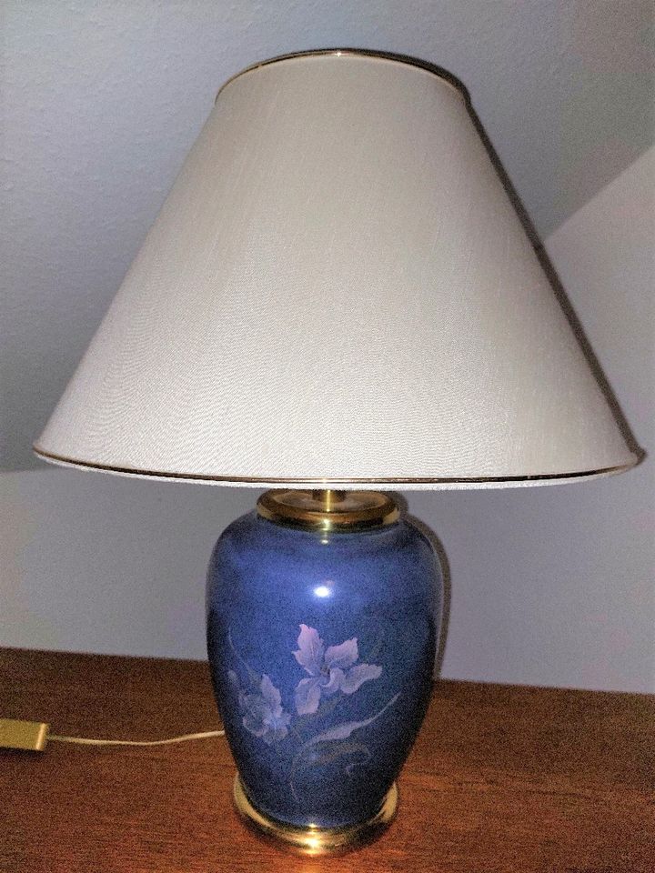 Schöne, hohe Vintage Vasenlampe / Tischlampe / Stehlampe in Neu Ulm