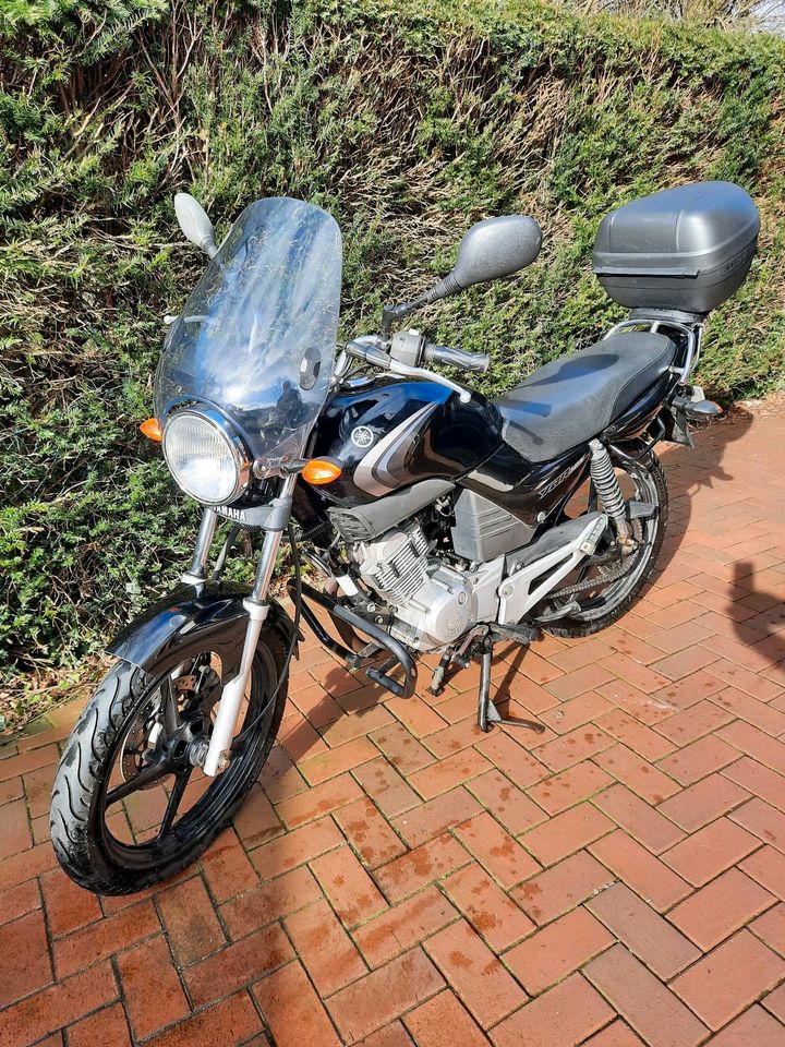 Yamaha YBR125/ Motorrad 125 ccm in Bockhorn