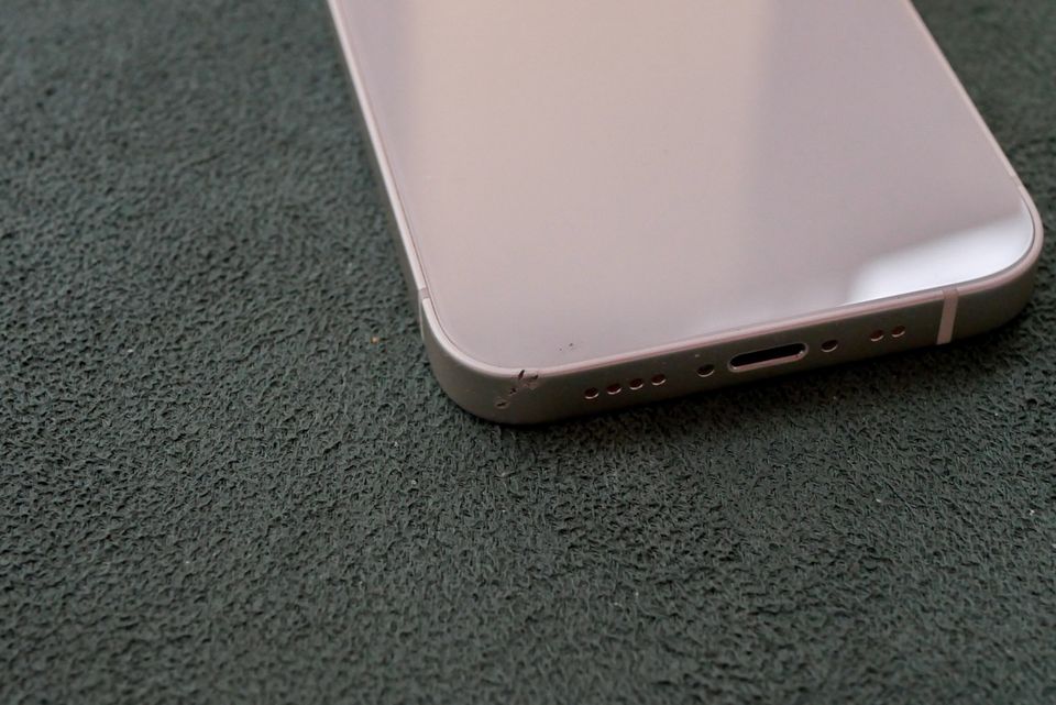 Apple iPhone 13 Mini 128GB Weiß/Silber (Polarstern) in Stuttgart