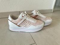 Tommy Hilfiger Sneaker, weiß/rosé, Gr. 37 Turn-Sportschuhe Hessen - Rüsselsheim Vorschau