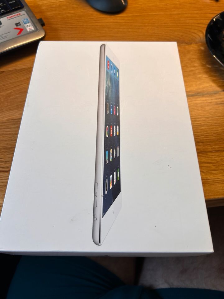 Ipad MD794FD/A 16GB SILVER in Horn-Bad Meinberg