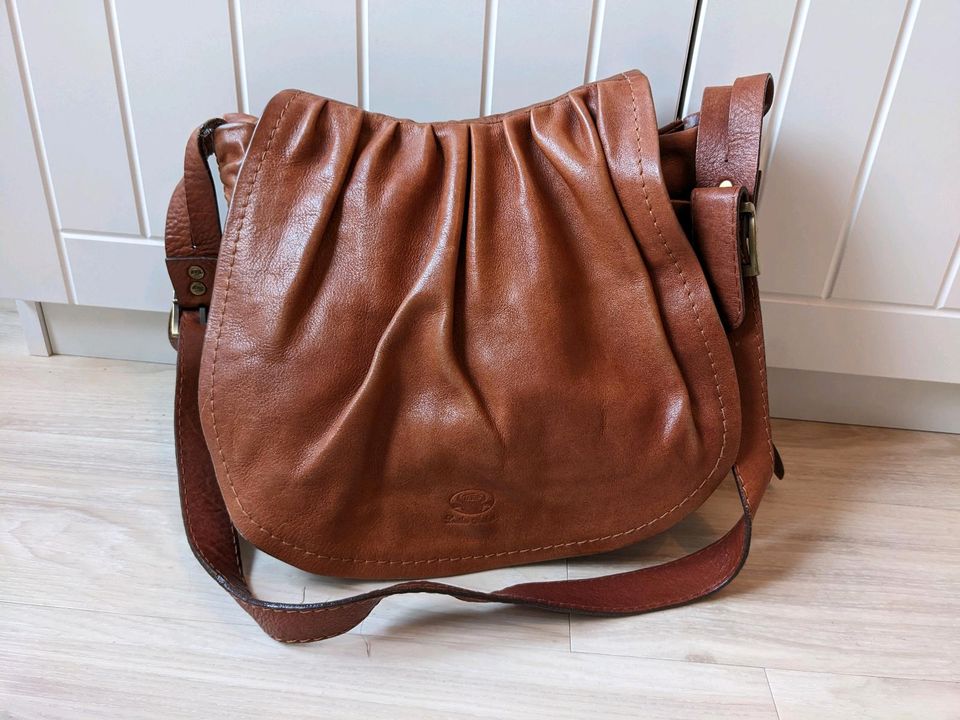 Schöne große braune Lederhandtasche aus dem Iran Tarif in Niedersachsen -  Harsefeld | eBay Kleinanzeigen ist jetzt Kleinanzeigen