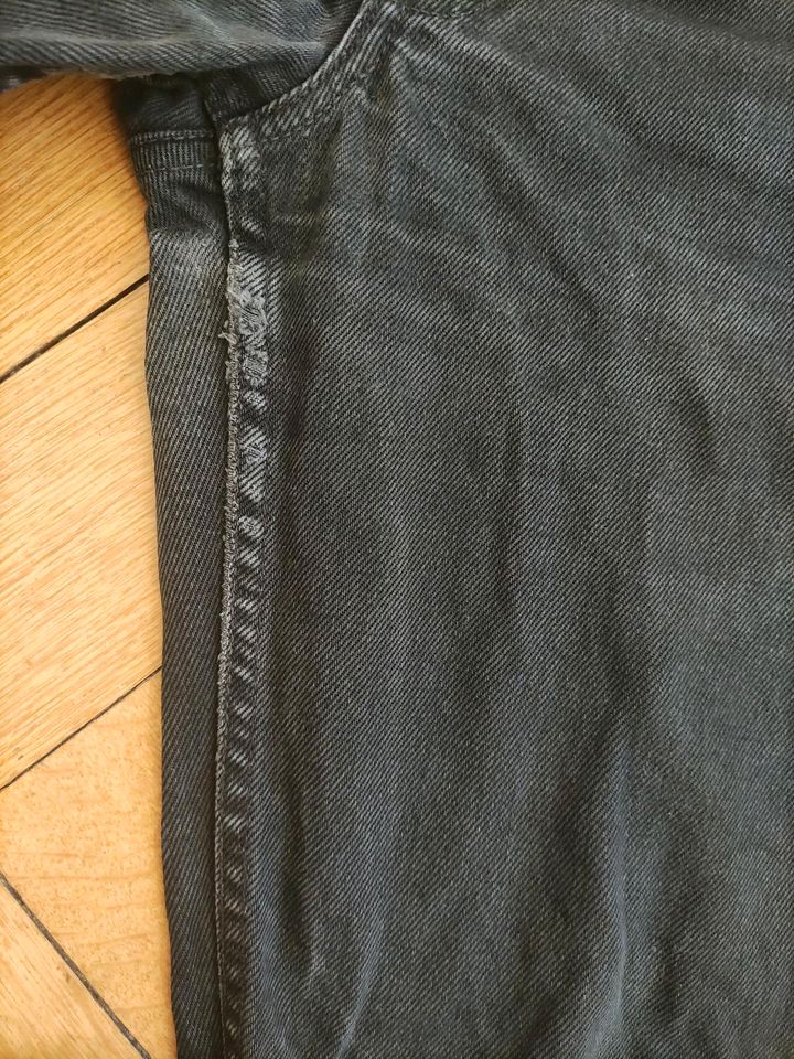 Levis Jeans 881 W28 L30 Gr. 36 schwarz Vintage orig. 90er Jahre in Berlin