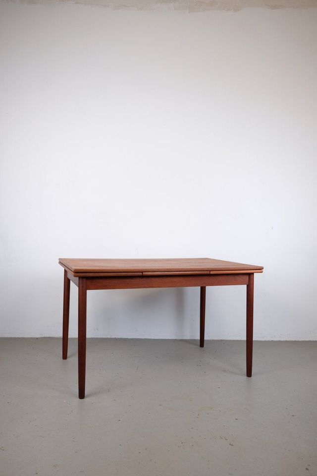 Vintage Mid Century 60er Teak Esstisch Tisch Retro in Gießen