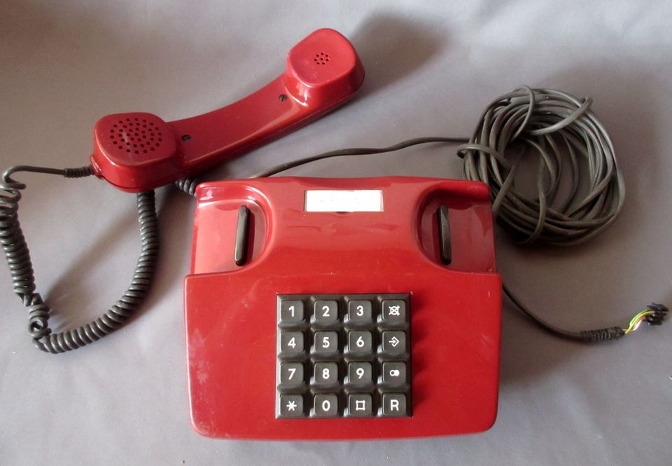 Telefon Tastentelefon Tel 01 LX,  8.90 weinrot in Backnang