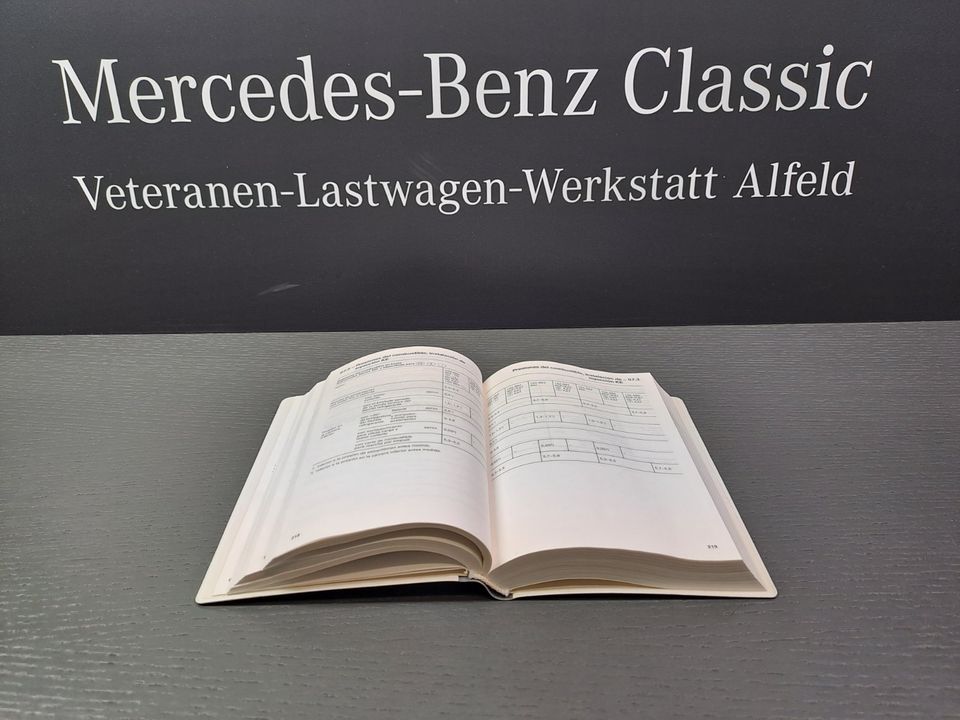 Mercedes-Benz Manual de tablas Coches de turismo 1988 in Alfeld (Leine)