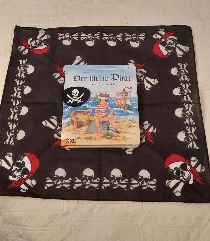 Piratenbuch Puzzlebuch Piratenbandana Piratenaugenklappe neu in Mechernich