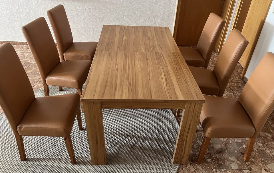 Esstisch mit 6 Stühlen in Germersheim
