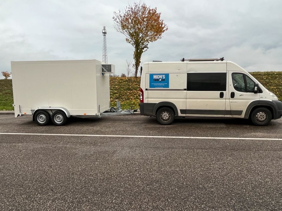 4m x 2m x 2m Planenanhänger für Transport Umzug Spedition Sofa in Ebersbach-Musbach