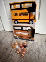 Kidsconcept Spielzeugauto mit Figuren Nordrhein-Westfalen - Castrop-Rauxel Vorschau