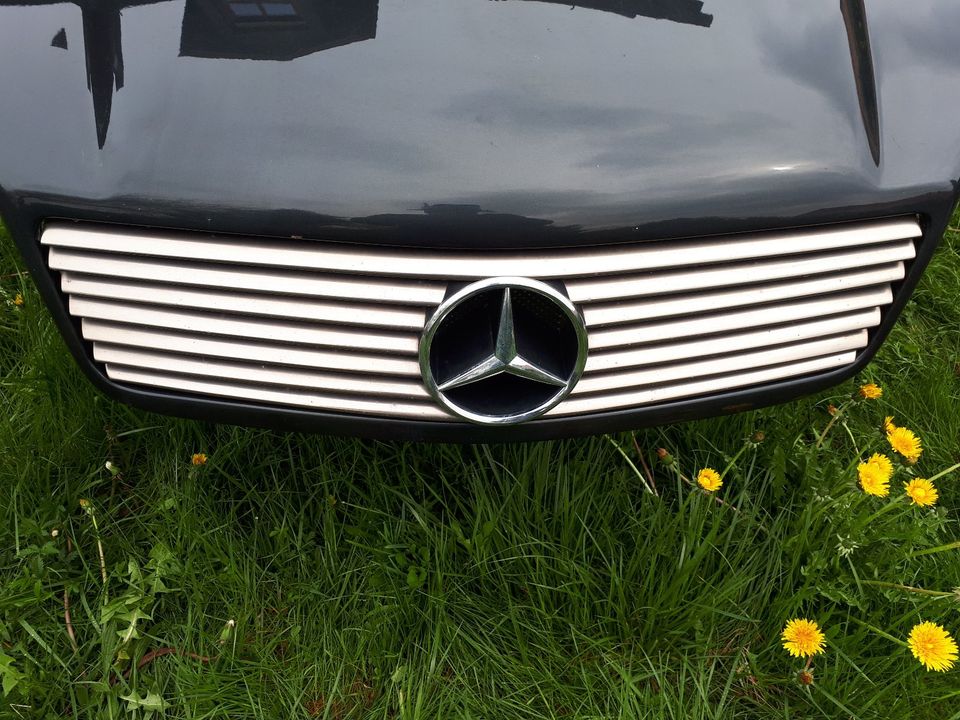 Mercedes W 124 Motorhaube SLC Optik zu Verkaufen in Bernhardswald