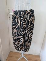 Bequeme Shorts von Bon PRIX Schwarz beige 2XL 52 54 Nordrhein-Westfalen - Kierspe Vorschau
