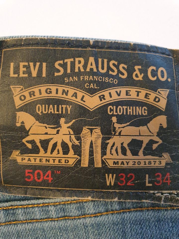 Levi's Jeans 504 W32 L34 in Nürnberg (Mittelfr)