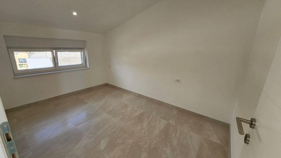 Kroatien, Kvarner Bucht, Crikvenica: Neubau Appartement mit Meerblick - Immobilie A3238 in Rosenheim