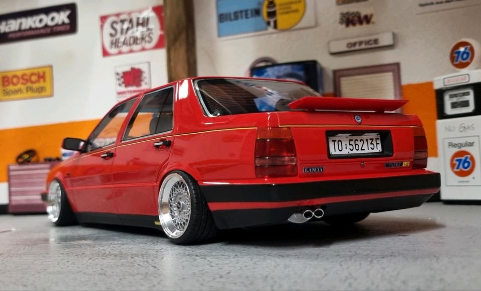 1/18 Lancia Thema 8.32 Ferrari Tuning Laudoracing in Rheinfelden (Baden)