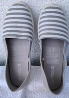 Espandrills leichte Sommer Slipper Damen Gr. 37 neu Hessen - Allendorf Vorschau