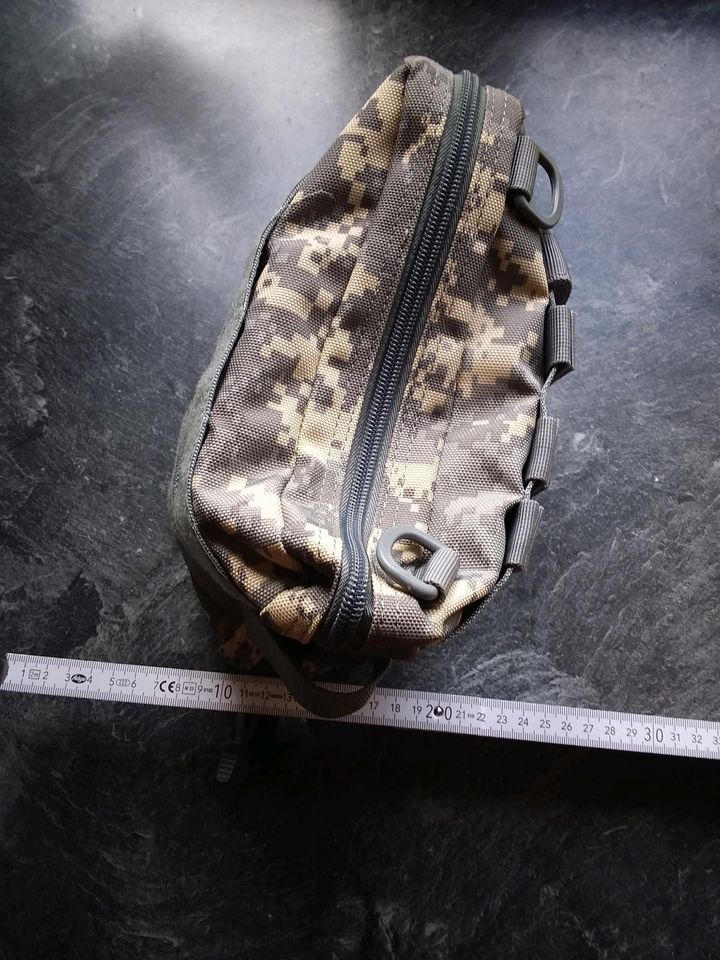 taktische Tasche Farbe Camo in Havelberg