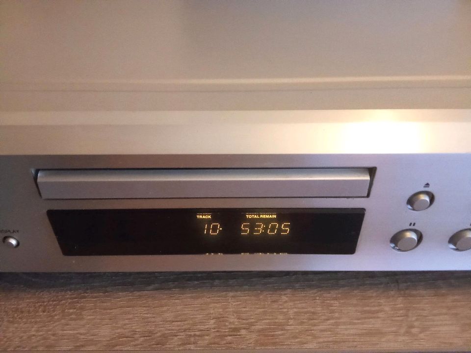 CD Player ONKYO Model: DX-7355 in Stuttgart