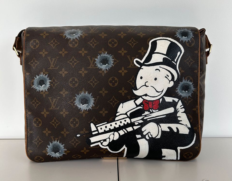 Louis Vuitton x Alec Umhängetasche Scarface in Baden-Baden