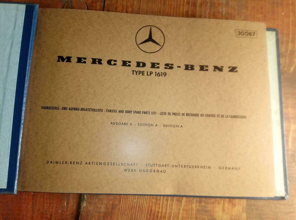 Mercedes-Benz Fahrgestell-und Aufbau-Ersatzteilliste LP 1619 in Erwitte