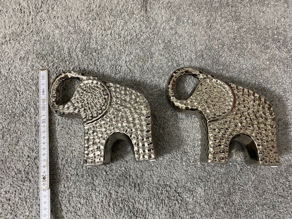 Zwei Deko Elefanten in Castrop-Rauxel
