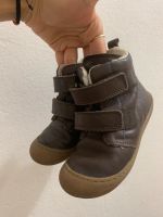 Winterschuhe und Sommerschuhe - Stiefeletten, Sandalen, Sneakers Berlin - Mitte Vorschau