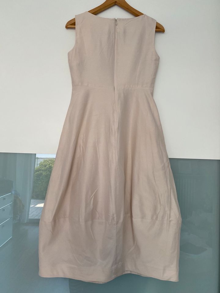 Wunderschönes Kleid von COS, Creme, Gr. S/36 in Duisburg