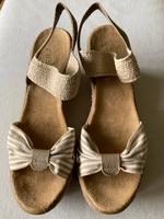 Rieker Sandale beige/weiß Gr. 39 Nordrhein-Westfalen - Wachtberg Vorschau