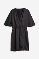 Wickelkleid aus Satin Niedersachsen - Zeven Vorschau