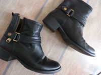 Varese Boots 39 Leder schwarz Stiefeletten Reißverschluss gold Düsseldorf - Friedrichstadt Vorschau