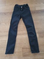 H&M Jeans schwarz, Gr. 146 - sehr guter Zustand Hessen - Schöneck Vorschau
