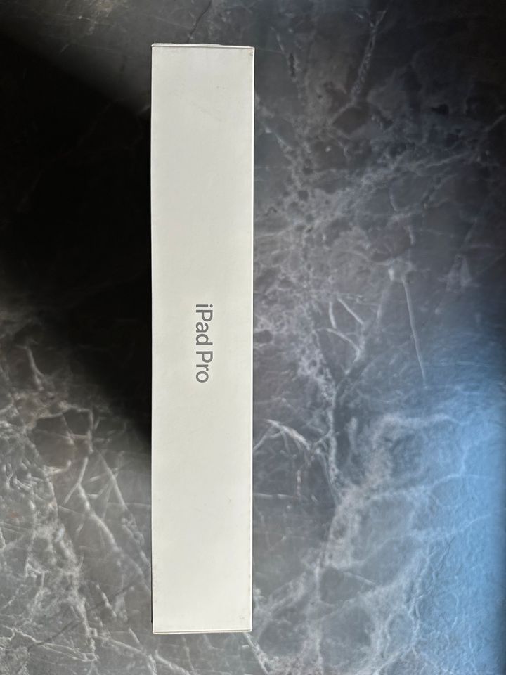 Apple iPad Pro 12.9 4.Gen, inkl. Pencil+Cover, 128GB, Wie Neu in Haiger
