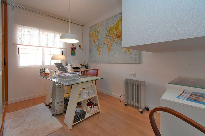 Spanien: Haus mit 4 Schlafzimmern in deutscher Siedlung in München