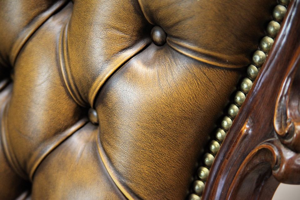 Chesterfield / Barock Sessel, Rindleder, gelb/braun in Heinsberg