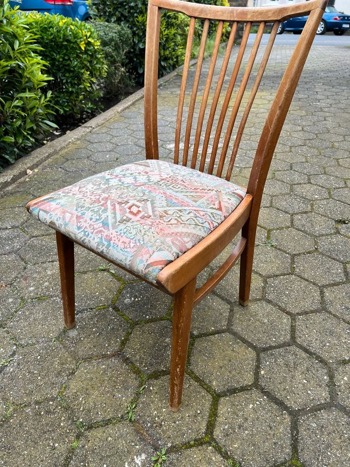 Stuhl aus den 60 er Jahren in Dortmund