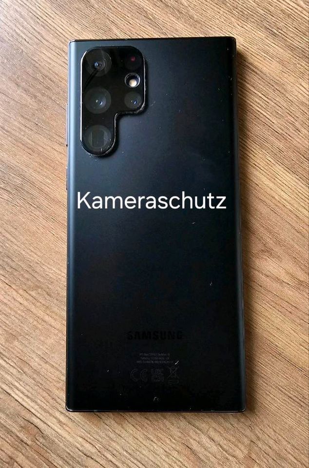 Samsung Galaxy S22 Ultra 1TB Speicher und Zubehör in Naunhof