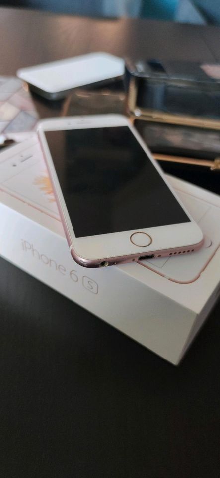 iPhone 6s 64GB roségold in Petershagen