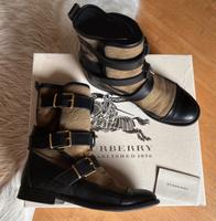 Burberry Strappy Butterfield Ancle Boot Canvas Leder 37/38 Frankfurt am Main - Westend Vorschau