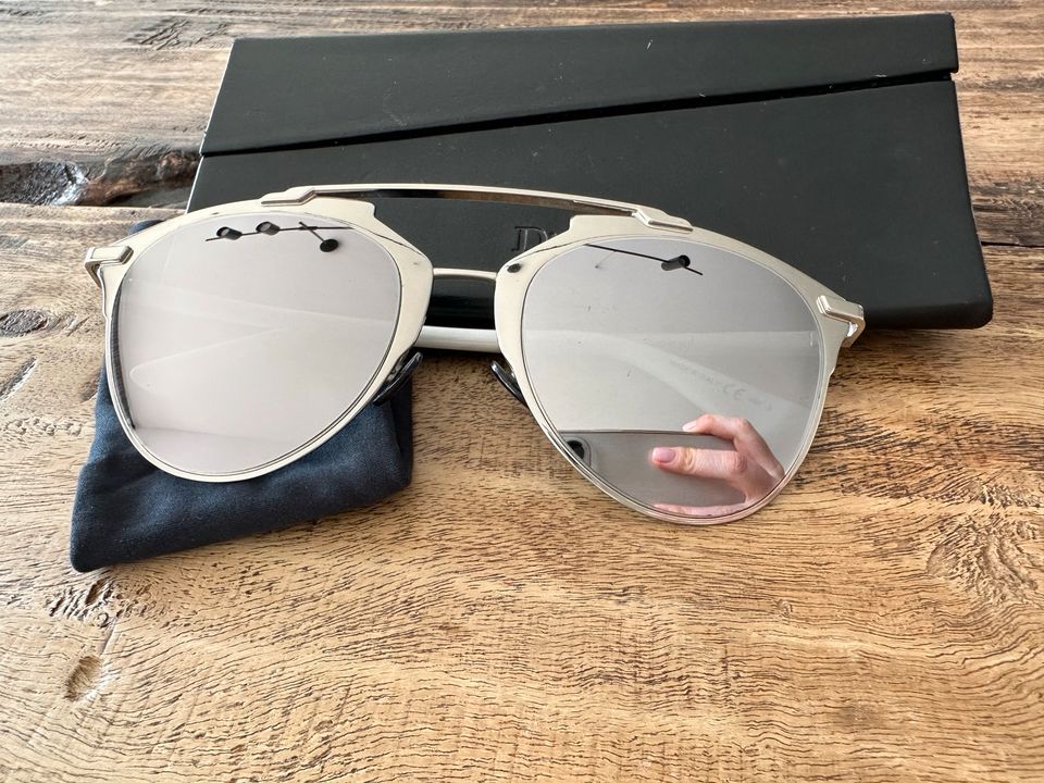Christian Dior Reflected Sonnenbrille in Burscheid