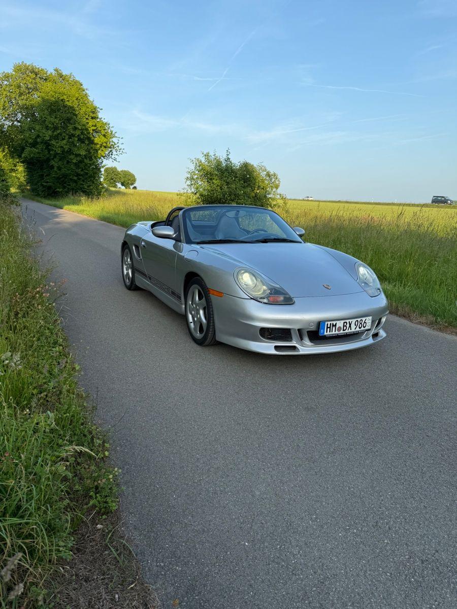 Abbildung des Autos Porsche Boxster 2.7 -