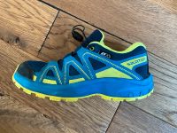 Super Zustand: Gr. 32 Salomon Turnschuhe / Sportschuhe/ Outdoor Hessen - Karben Vorschau