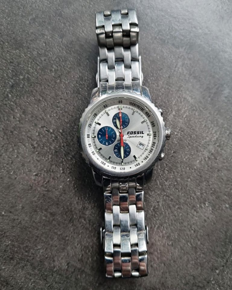 FOSSIL blue CHRONOGRAPH Herrenuhr top Zustand in Nordrhein-Westfalen -  Hiddenhausen | eBay Kleinanzeigen ist jetzt Kleinanzeigen