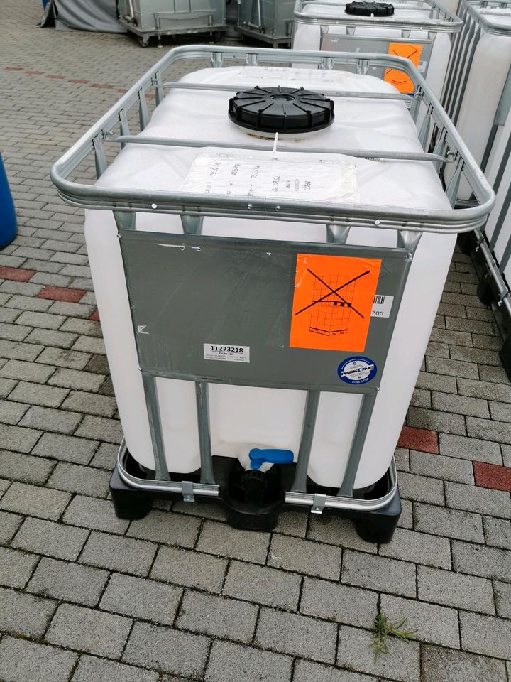 600 Liter IBC Container auf PE-Palette (Maße 120x80x100cm) in Bochum