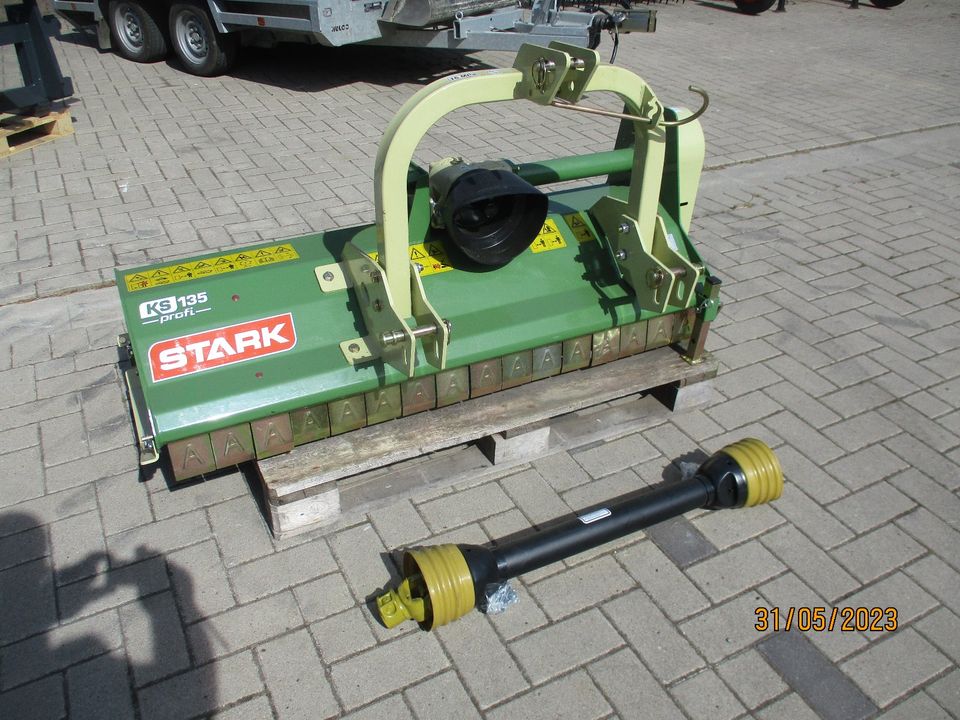 Stark Mulcher KS 135 Profi, KSH 135 Profi m. hydr. Seitenhub in Bassum