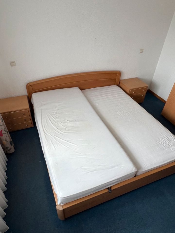 Komplettes Schlafzimmer in Duisburg