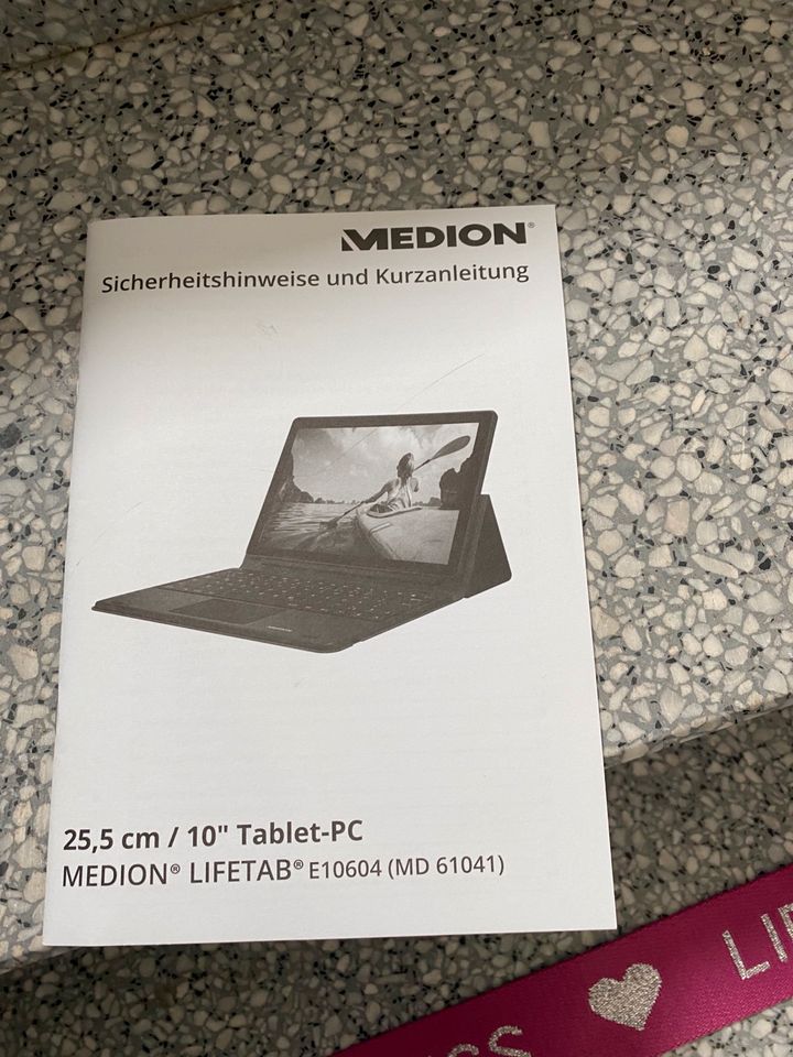 Tablett MEDION in Hamburg