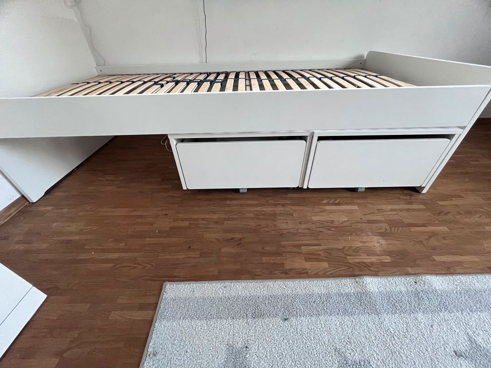 Ikea Askvoll Bett 90x200 cm mi 2 Unterbett Kommoden in Freiburg im Breisgau