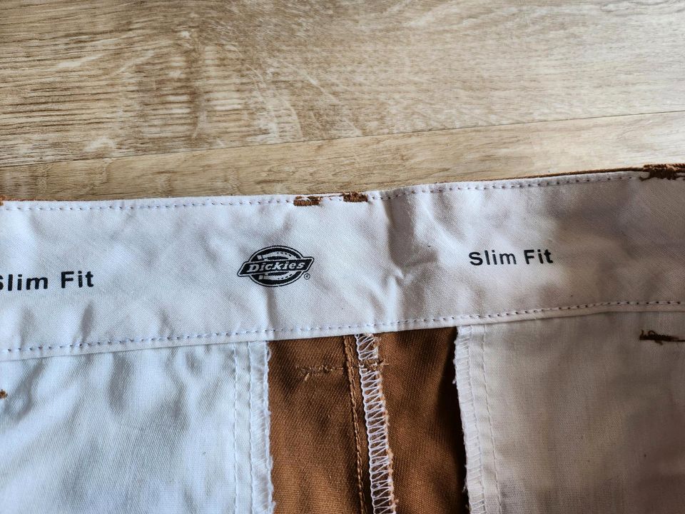 Dickies Slim Fit Chino in Bielefeld